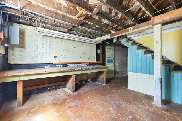 3003 SE 58th Ave, Portland, OR 97206 - unfinished below grade area featuring a workshop area