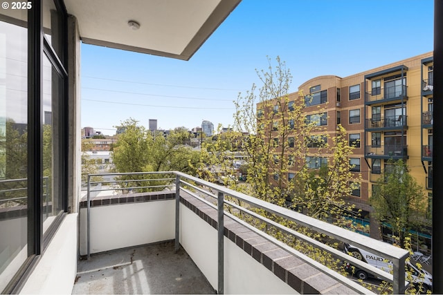 1234 SW 18th Ave Unit 305, Portland, OR 97205 - view of balcony