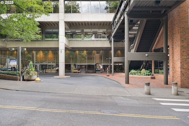 1234 SW 18th Ave Unit 305, Portland, OR 97205 - view of building exterior