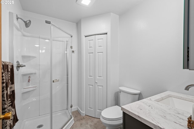 814 SW 44th St, Pendleton, OR 97801 - bathroom with vanity, a closet, and a shower stall