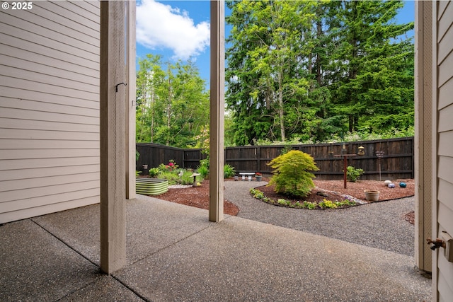 1825 NW Tanner Ct, Camas, WA 98607 - fenced backyard with a patio