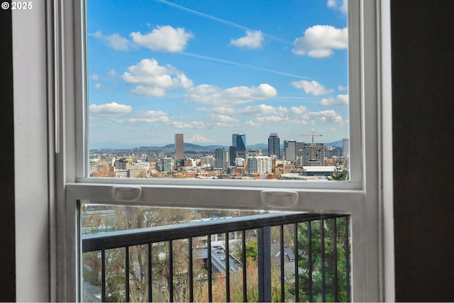 410 NW Uptown Ter Unit 3-B, Portland, OR 97210 - balcony featuring a city view