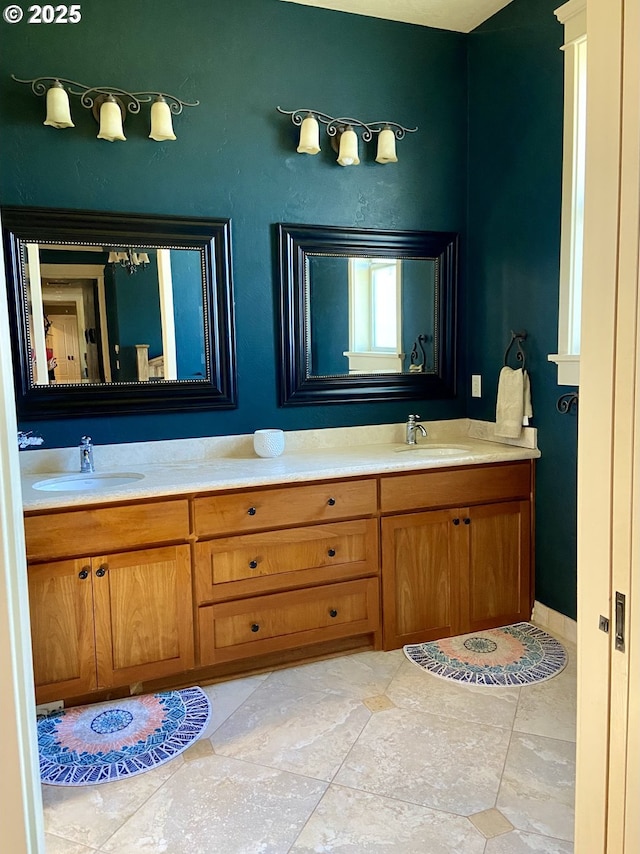 625 St Andrews Loop, Creswell, OR 97426 - bathroom featuring double vanity