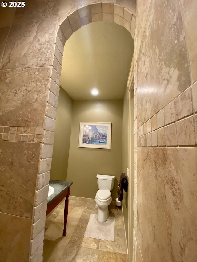 625 St Andrews Loop, Creswell, OR 97426 - bathroom with toilet
