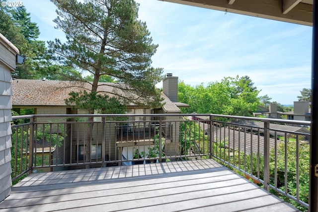 56 Galen St, Lake Oswego, OR 97035 - view of wooden deck