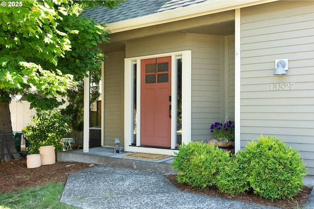 13527 SW Ashbury Ln, Portland, OR 97223 - view of exterior entry featuring roof with shingles