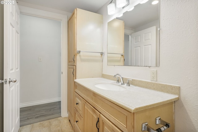 2702 Fairmount Ave, Vancouver, WA 98661 - bathroom featuring vanity