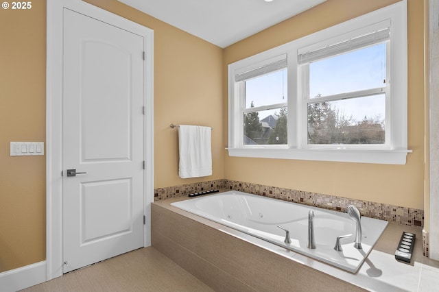 4018 NW Riggs Dr, Portland, OR 97229 - full bath featuring a jetted tub