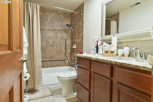 5902 NE 11th Ave, Portland, OR 97211 - full bath with vanity, shower / tub combo, and toilet