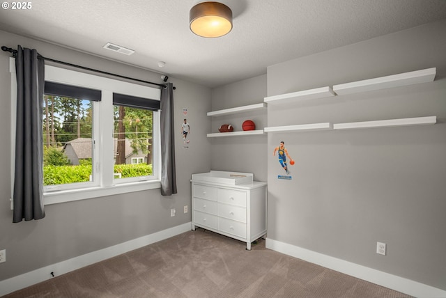4720 Firwood Rd, Lake Oswego, OR 97035 - bedroom with carpet and a textured ceiling
