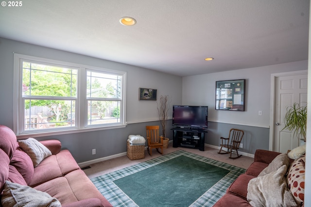 2580 Elysium Ave, Eugene, OR 97401 - carpeted living area with baseboards