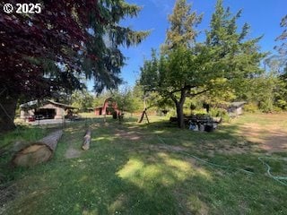 53742 Rosa Rd, Bandon, OR 97411 - view of green lawn