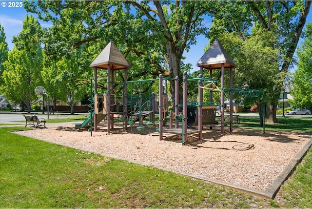 5836 NE Farnham St, Hillsboro, OR 97124 - communal playground with a lawn