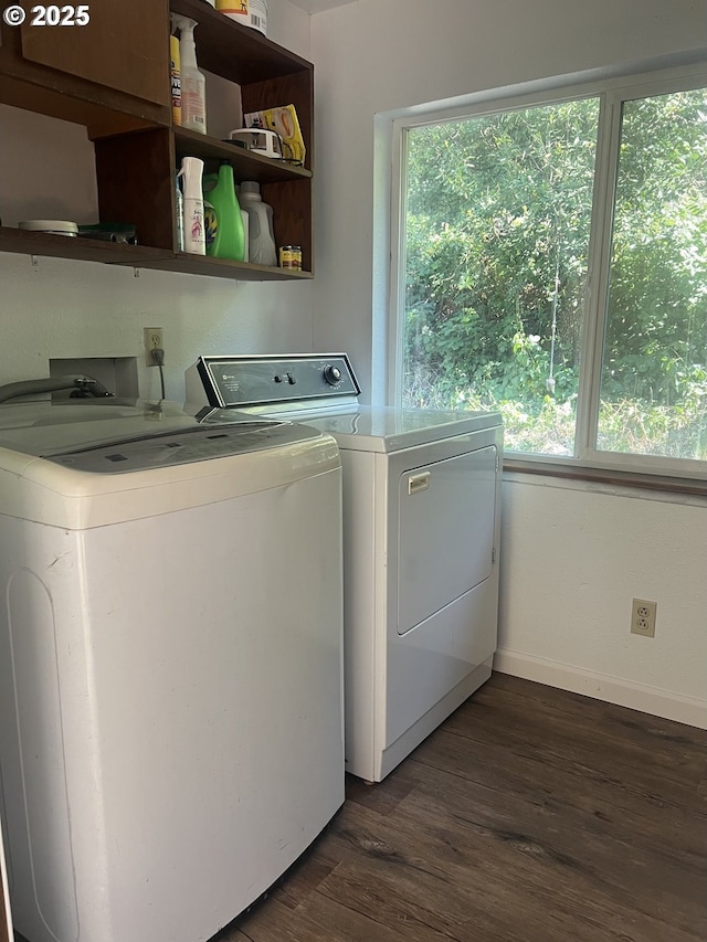 337 Main St, Scottsburg, OR 97473 - washroom with separate washer and dryer, plenty of natural light, dark wood-type flooring, and cabinet space