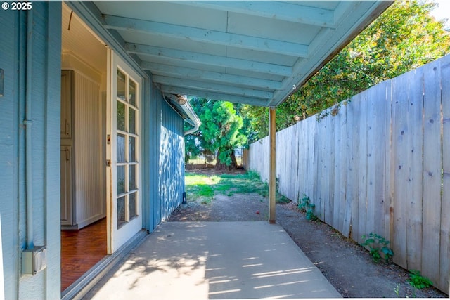2856 Cheshire Ave, Eugene, OR 97402 - fenced backyard with a patio