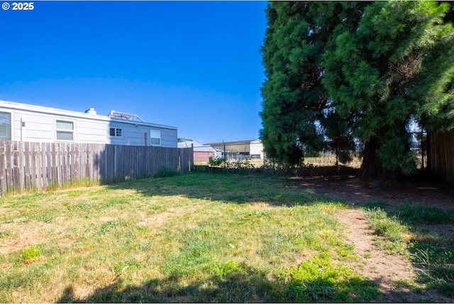 2856 Cheshire Ave, Eugene, OR 97402 - view of yard
