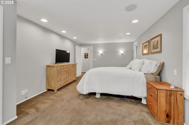 2002 Kimberly Dr, Eugene, OR 97405 - bedroom with light carpet, recessed lighting, and baseboards