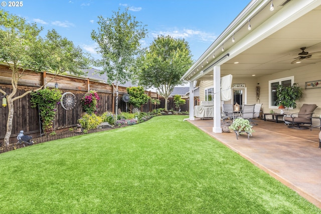 3461 Sterling Woods Dr, Eugene, OR 97408 - fenced backyard with a patio area and a ceiling fan