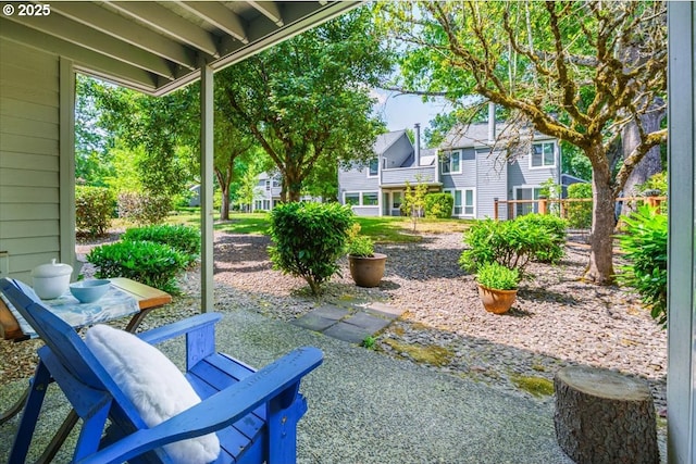 12960 SW 5th St, Beaverton, OR 97005 - view of yard with a patio area