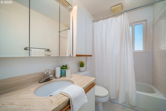 12960 SW 5th St, Beaverton, OR 97005 - full bath featuring vanity and shower / bath combination with curtain