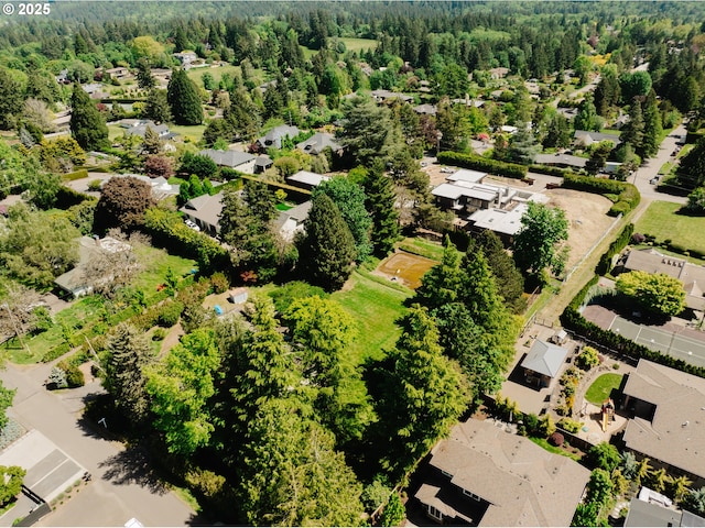 13092 Amber Pl, Lake Oswego, OR 97034 - aerial view of residential area with a heavily wooded area