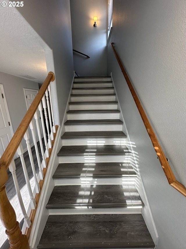 4238 SE 120th Ave, Portland, OR 97266 - view of stairway