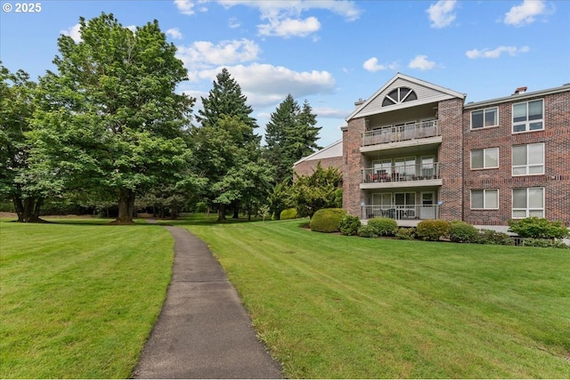15420 NE Knott St Unit 2, Portland, OR 97230 - view of property's community with a yard