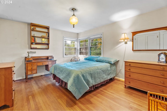 6455 SW Scholls Ferry Rd, Portland, OR 97223 - bedroom featuring light wood finished floors and baseboards