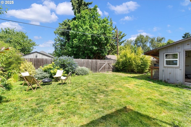 9935 N Lombard St, Portland, OR 97203 - view of yard