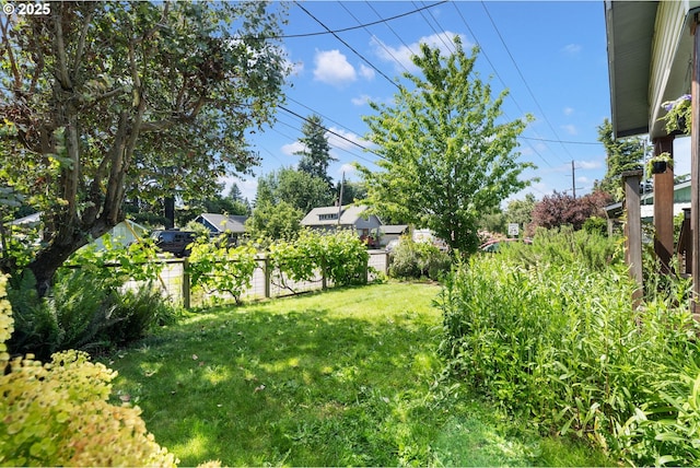 9935 N Lombard St, Portland, OR 97203 - view of yard