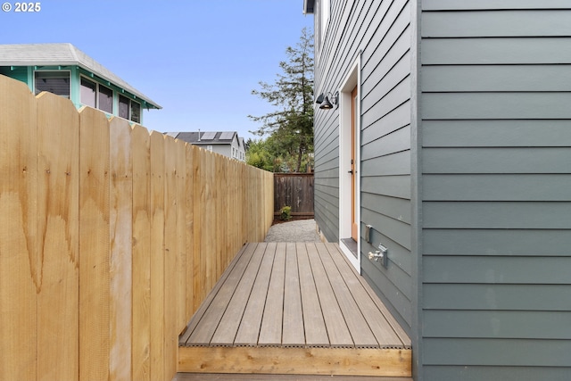 913 NE Sumner St, Portland, OR 97211 - view of wooden deck