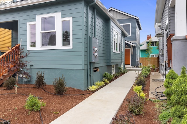 913 NE Sumner St, Portland, OR 97211 - view of front of home