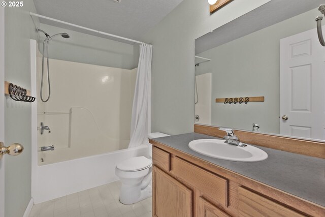 263 Ferndale Dr, Eugene, OR 97404 - bathroom with shower / bathtub combination with curtain, toilet, and vanity