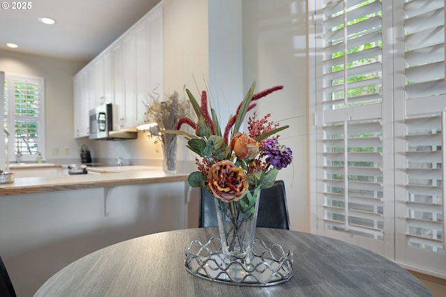 639 1st St, Lake Oswego, OR 97034 - dining room featuring recessed lighting