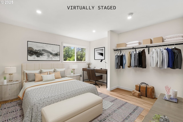 1067 Oak St, Silverton, OR 97381 - bedroom featuring light wood-style floors, recessed lighting, and baseboards