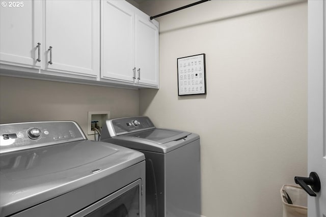 1498 Cathlamet Ct, Salem, OR 97304 - laundry area with cabinet space and washer and clothes dryer
