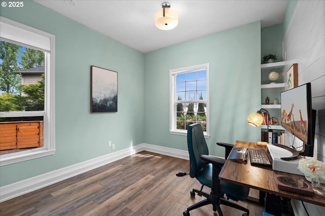 1498 Cathlamet Ct, Salem, OR 97304 - office with wood finished floors and baseboards