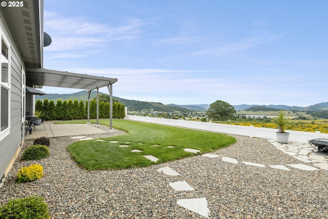 847 Pebble Crk St, Sutherlin, OR 97479 - view of yard with a patio area and a mountain view