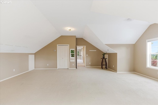 980 SW 7th St, Dundee, OR 97115 - bonus room featuring lofted ceiling and light carpet