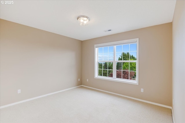 980 SW 7th St, Dundee, OR 97115 - spare room with light colored carpet