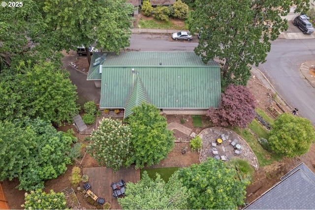 aerial view of property and surrounding area