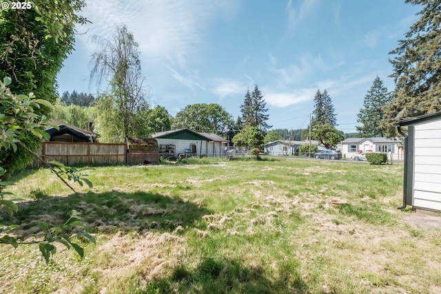 view of yard featuring fence