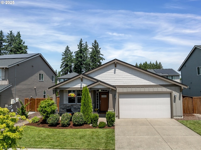 472 SW 16th Ave, Canby, OR 97013 - craftsman-style home with a garage and concrete driveway