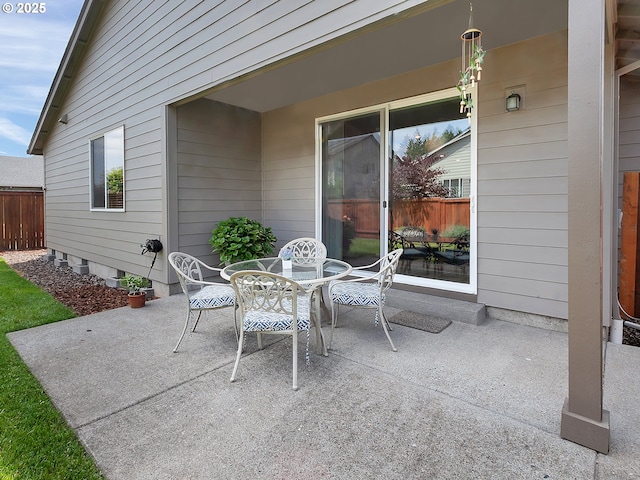 472 SW 16th Ave, Canby, OR 97013 - view of patio featuring outdoor dining space