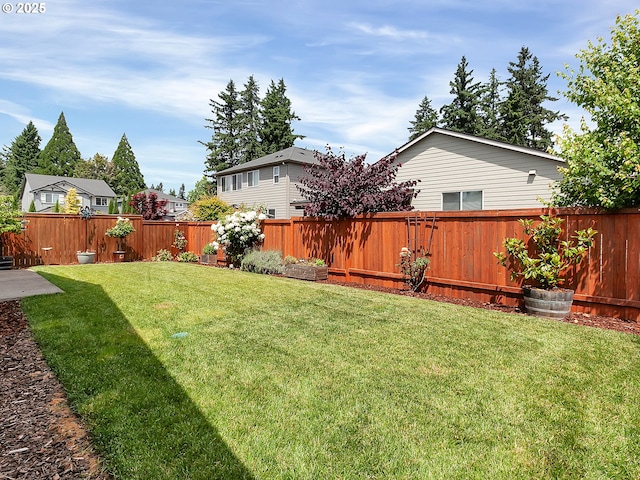 472 SW 16th Ave, Canby, OR 97013 - view of fenced backyard
