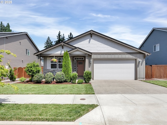 472 SW 16th Ave, Canby, OR 97013 - view of front facade with an attached garage and concrete driveway