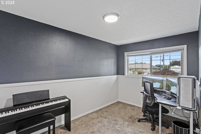 2064 Tualatin St, Saint Helens, OR 97051 - carpeted home office with baseboards