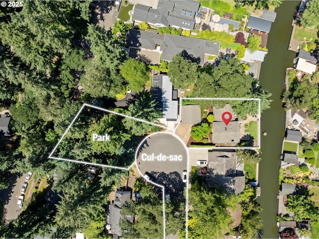 17810 Sarah Hill Ln, Lake Oswego, OR 97035 - aerial view of residential area with property boundaries highlighted