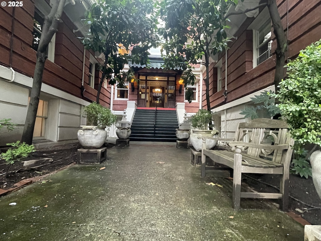 2083 NW Johnson St Unit 5, Portland, OR 97209 - view of patio