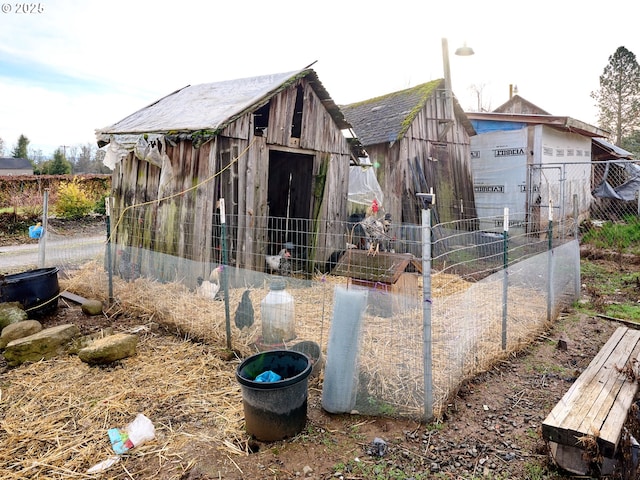 view of outbuilding